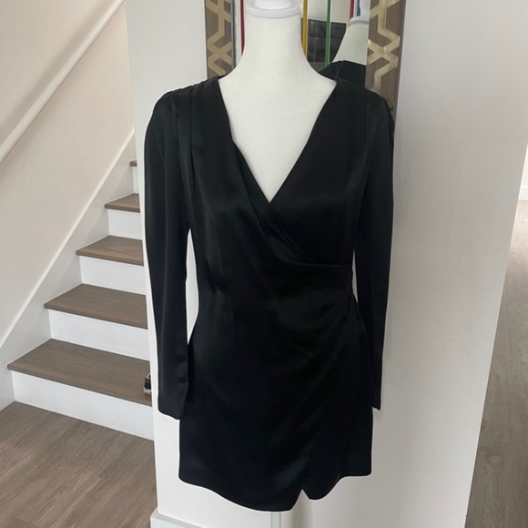 GRLFRND LONG SLEEVE DRESS - Picture 1 of 8